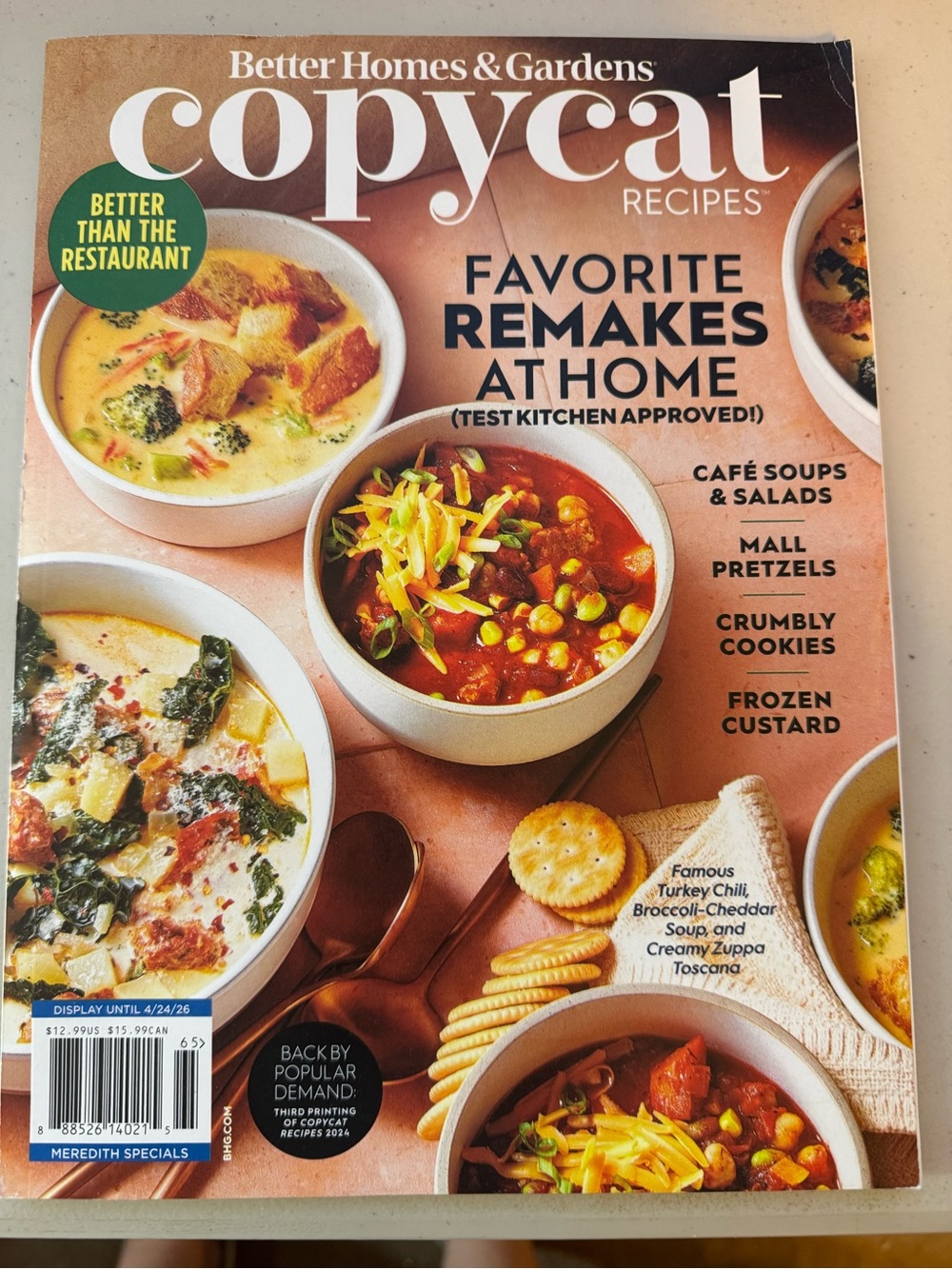 Better Homes And Gardens Copycat Recipes Magazine - Peach and Green Cover